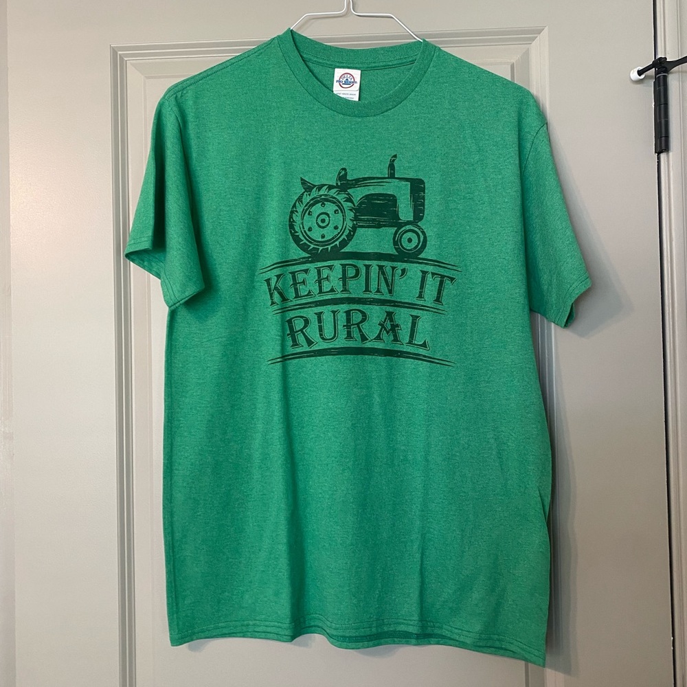 Super Cute Shirt Size M!